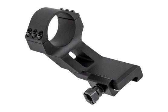 This Primary Arms Cantilever 30mm mount allows for a lower thirds cowitness.
